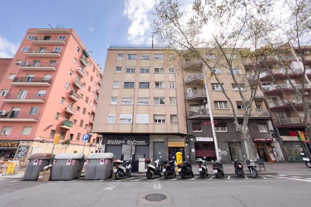 Bebarceloner Sant Andreu Apartments - 3 Bedrooms Buitenkant foto